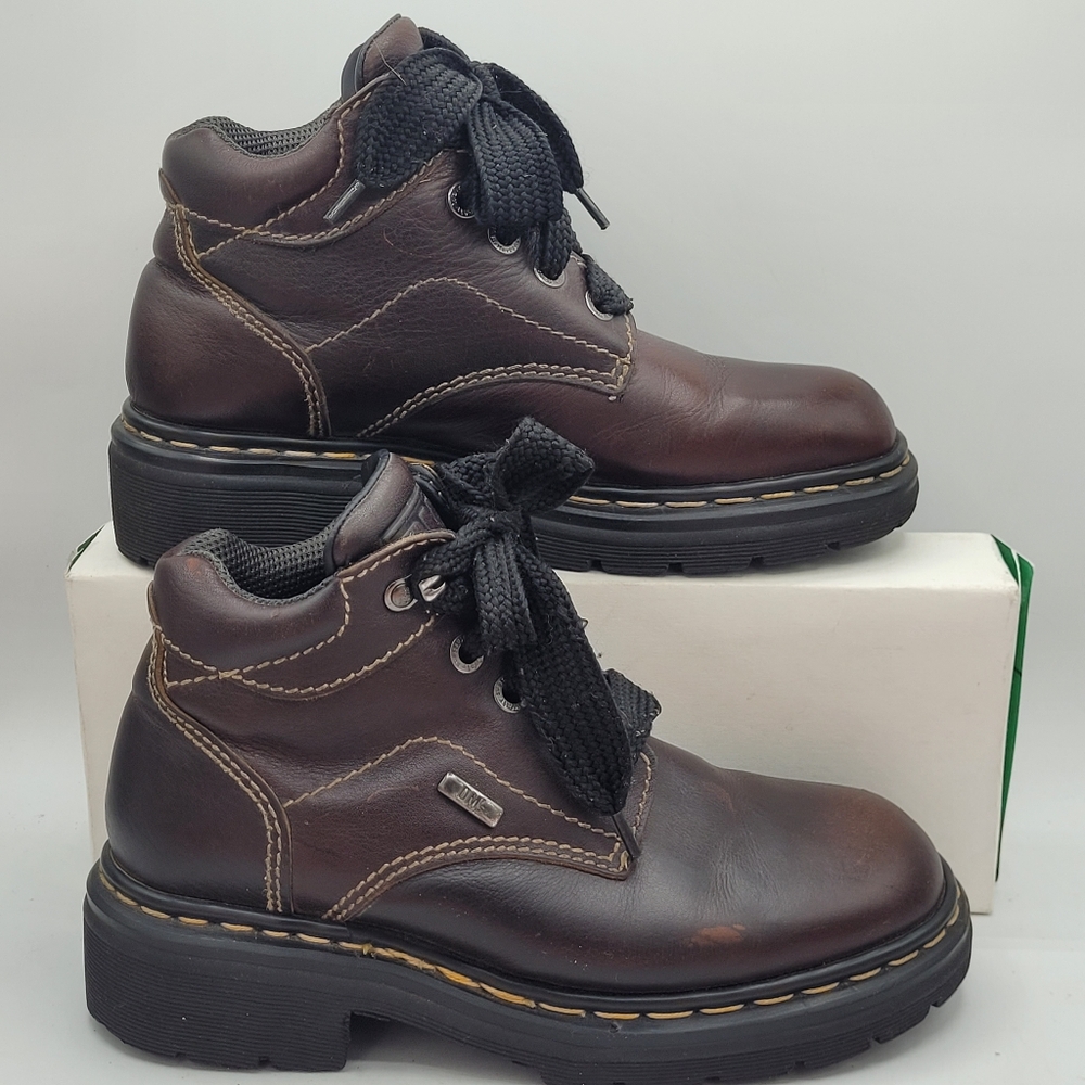 Vintage Made In England 90s AW004 Shoes Size 6
